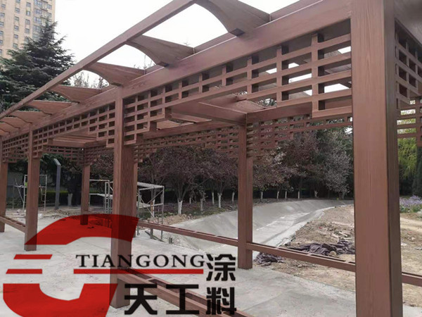 <strong>同樣木紋漆價格為何差距大？</strong>